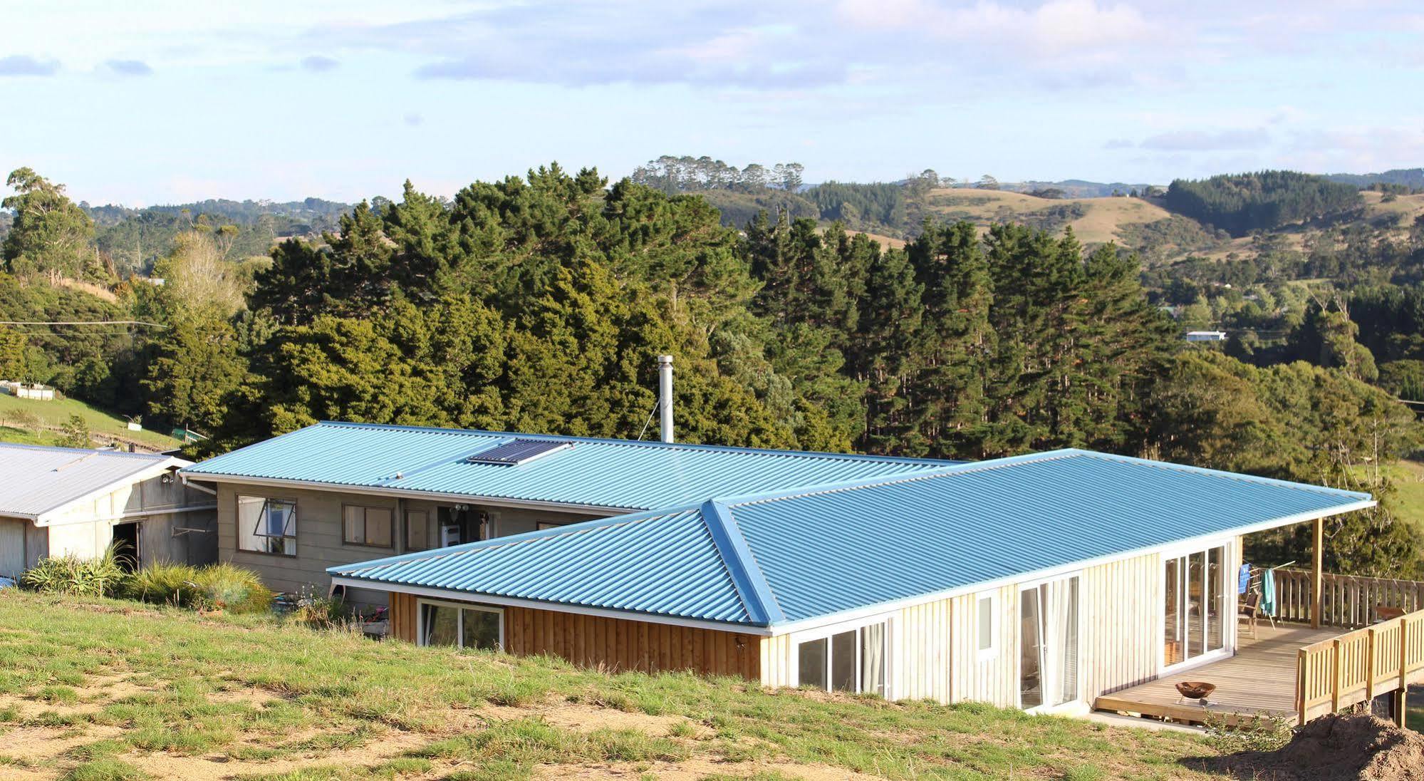 Pukeatua Farmstay Waimauku Exteriör bild