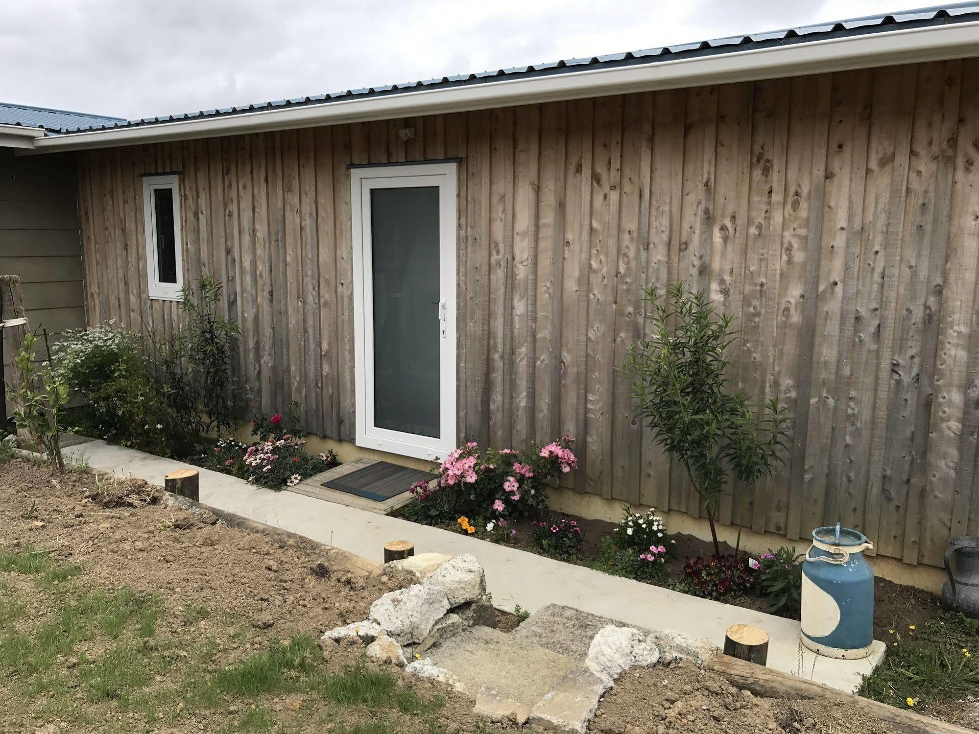 Pukeatua Farmstay Waimauku Exteriör bild